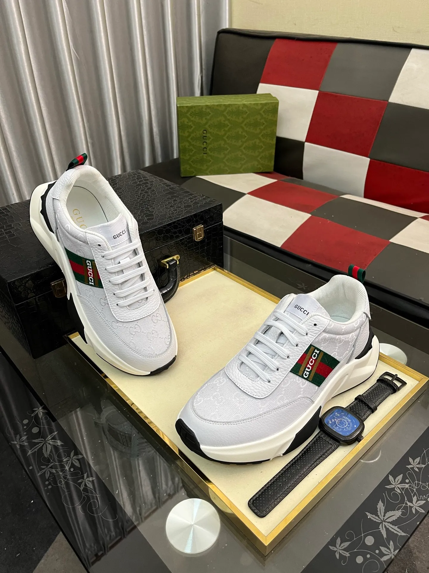 Men's Men's Shoes 💰458 ⌚️⌚️[GUCCI] Gucci men's casual shoes are absolutely popular 🔥The ultimate matching item for trendy men! The charm of super texture is irresistible, the main recommendation, the flower leather color is bright! The upper is made of high-quality brand printed fabric with cowhide, breathable leather lining and wear-resistant rubber sole, noble and elegant! Extremely comfortable🎁🎁You can be as handsome as you want💪 38-445⃣️colors available